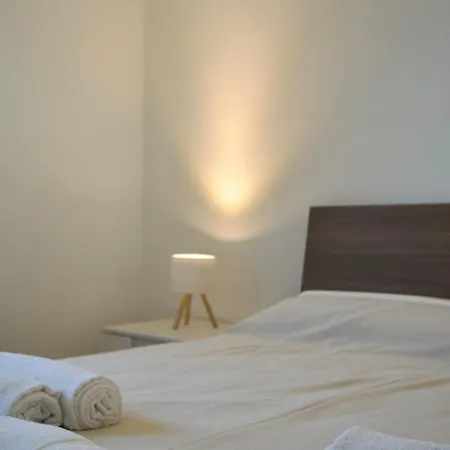 Itadhome - Essential Apartment